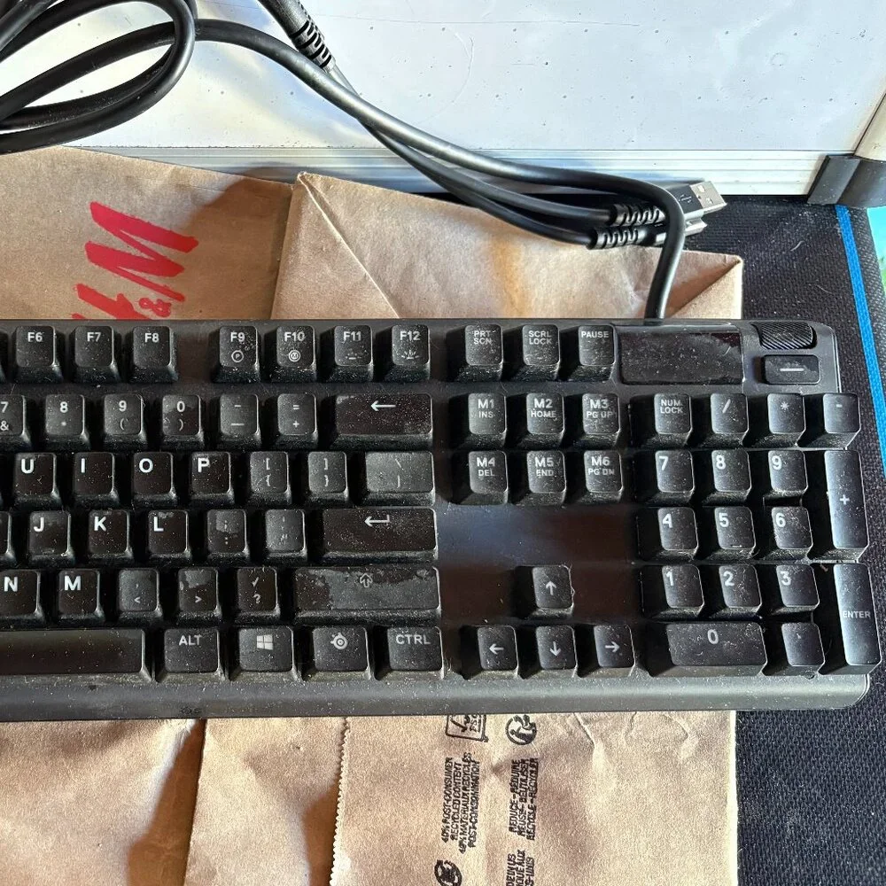 Steelseries Apex 7 (Red Switch) wired keyboard